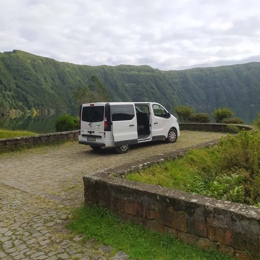 Colagem de mídia