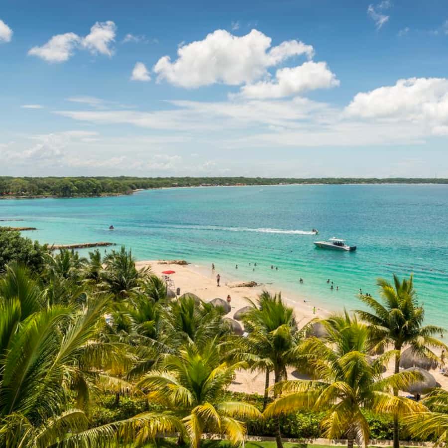 Cartagena: Rosario Islands Party to Baru & Cholon with Lunch