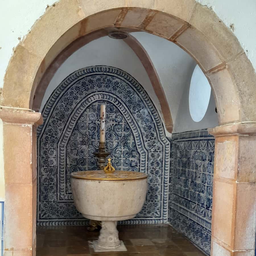 Colagem de mídia
