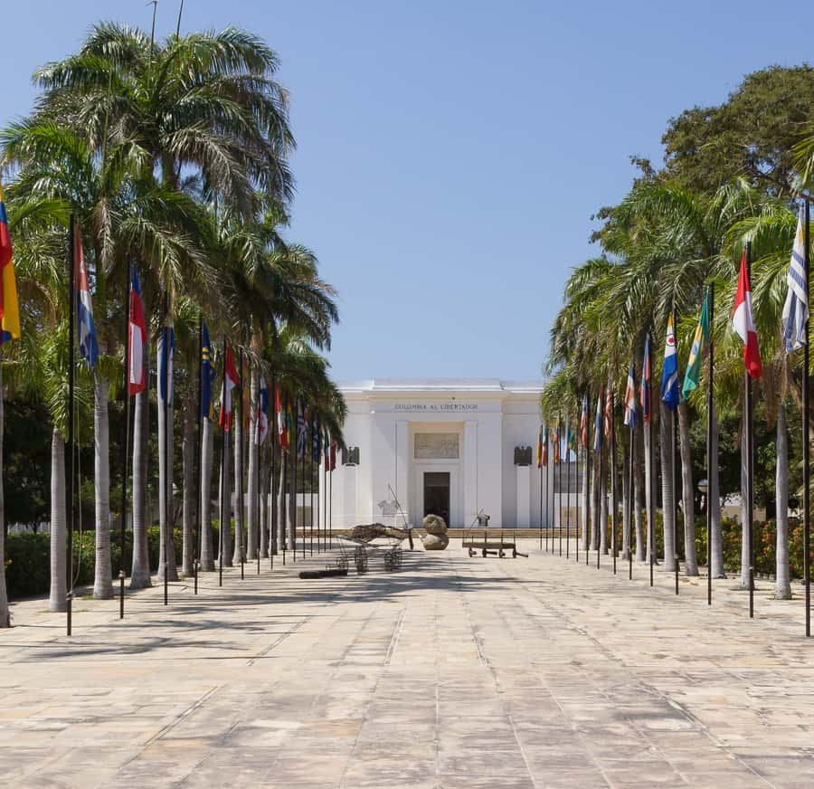 Colagem de mídia