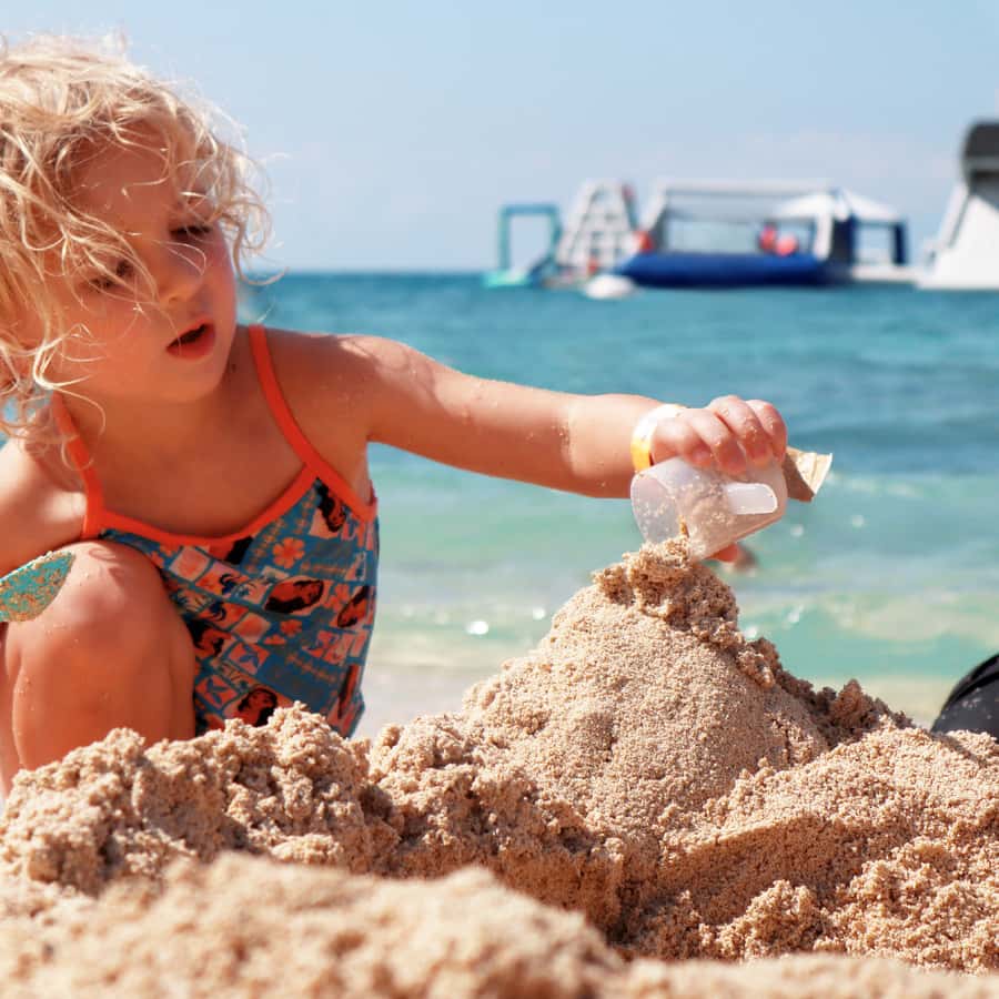 Cozumel: Playa Mia Beach Club Day Pass with Transportation