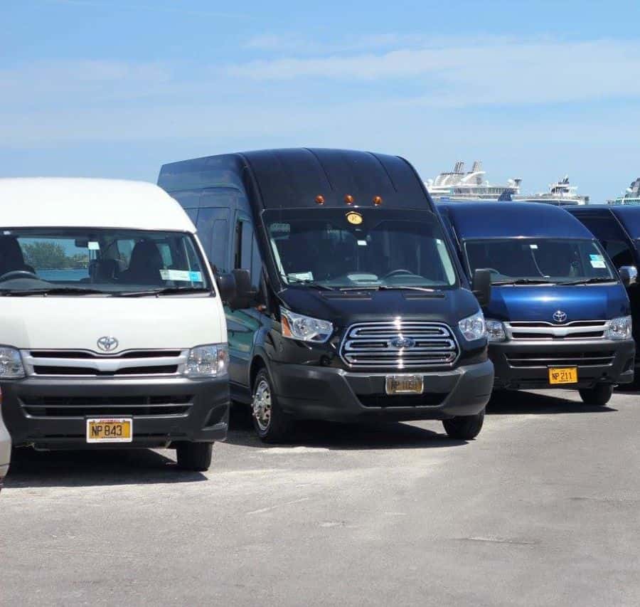 Nassau Airport: to Warwick & RIU All Inclusive Resorts