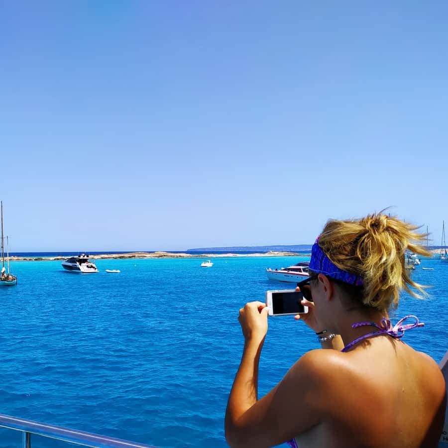 Ibiza: Cruise to Formentera with Open Bar and Buffet Lunch