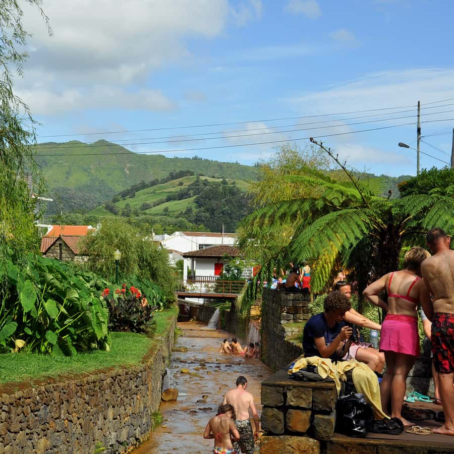 Colagem de mídia