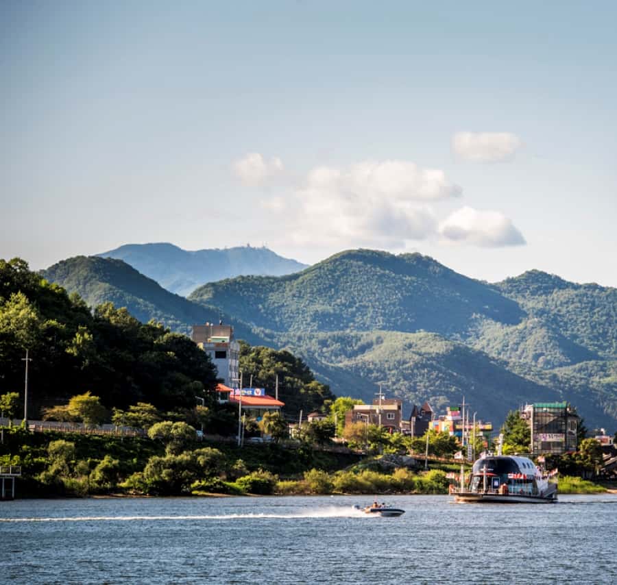 Colagem de mídia