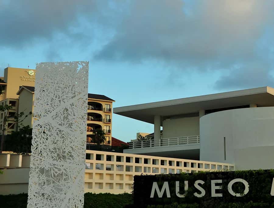Colagem de mídia