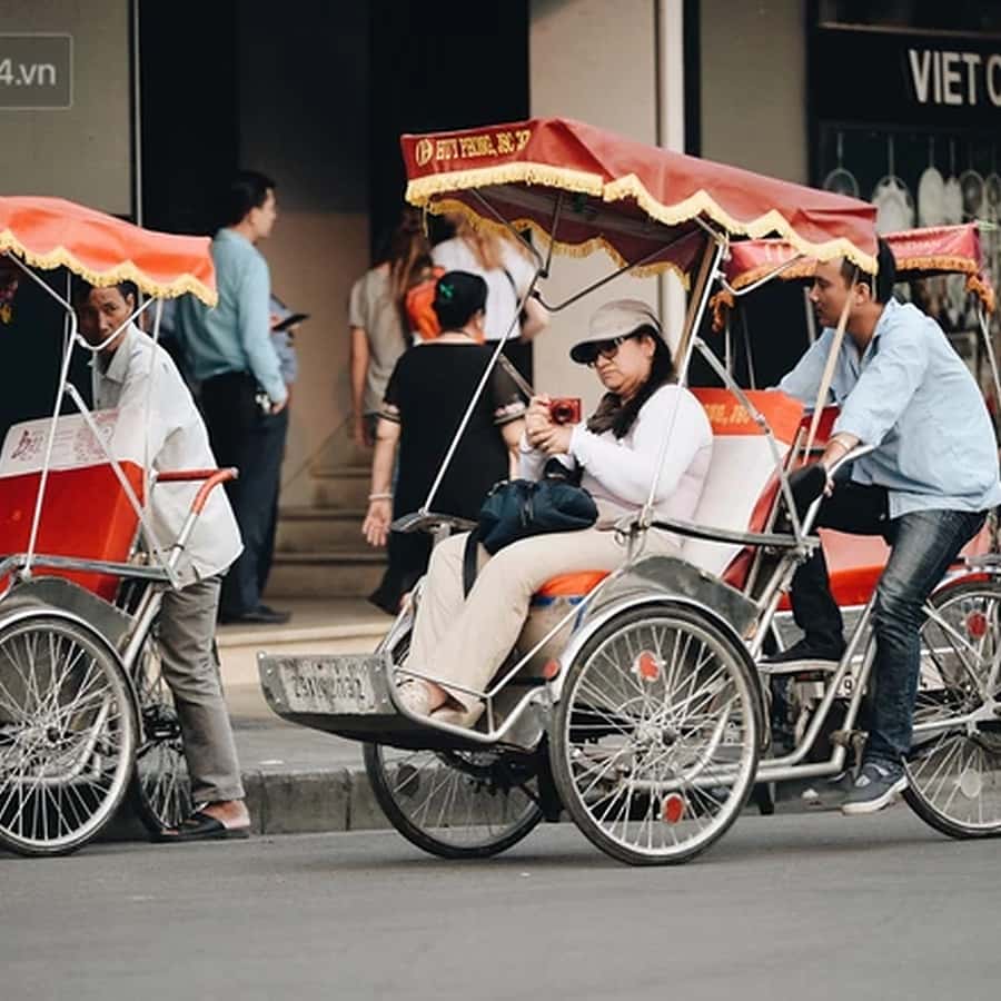 Hanoi: Cyclo the Old Quarter and Egg Coffee Tour GetYourGuide