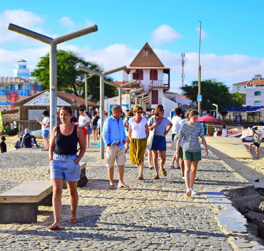 Colagem de mídia
