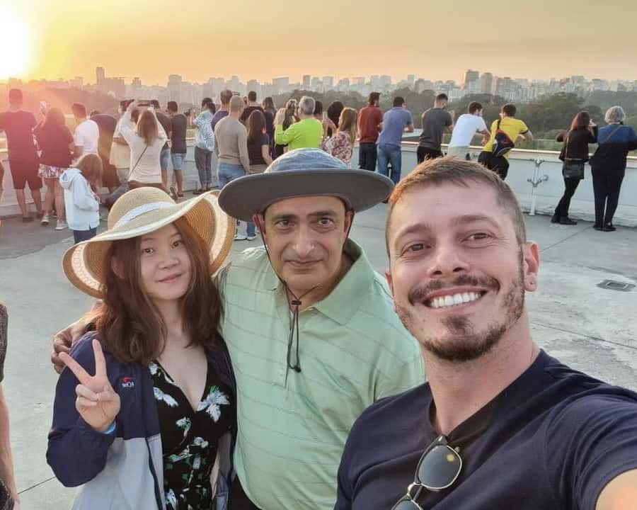 Colagem de mídia
