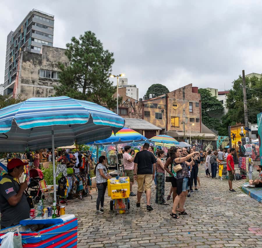 Colagem de mídia