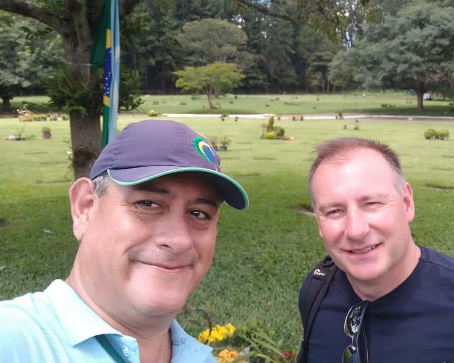 Colagem de mídia