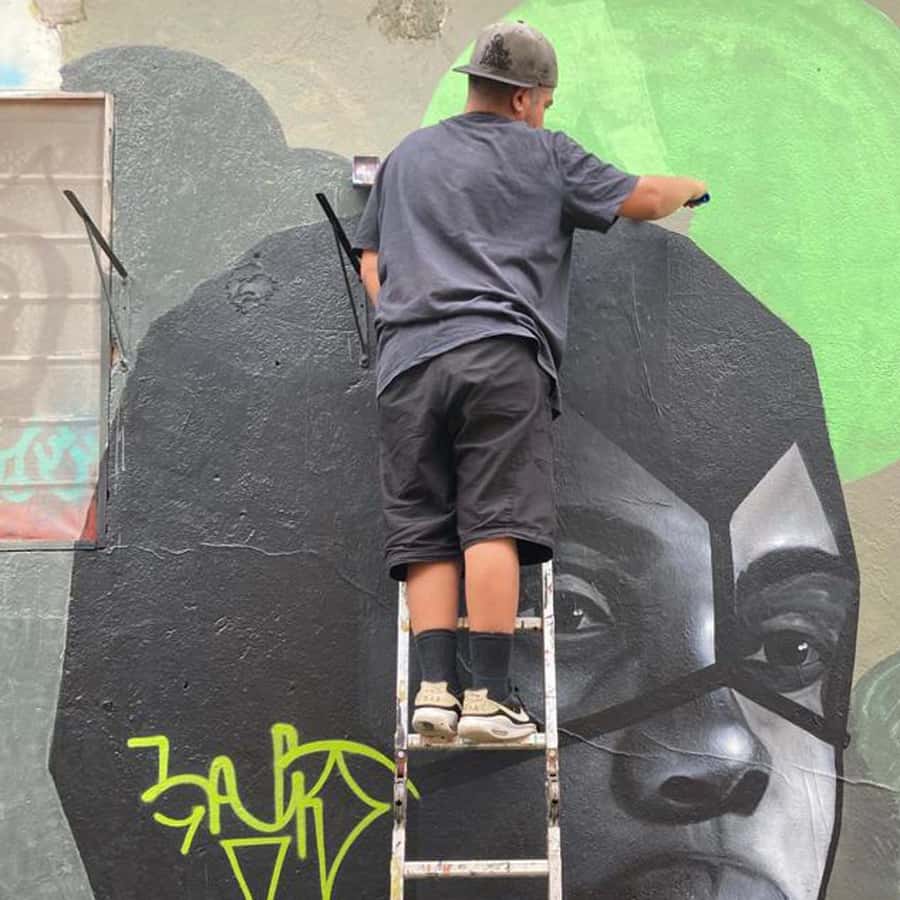 Colagem de mídia