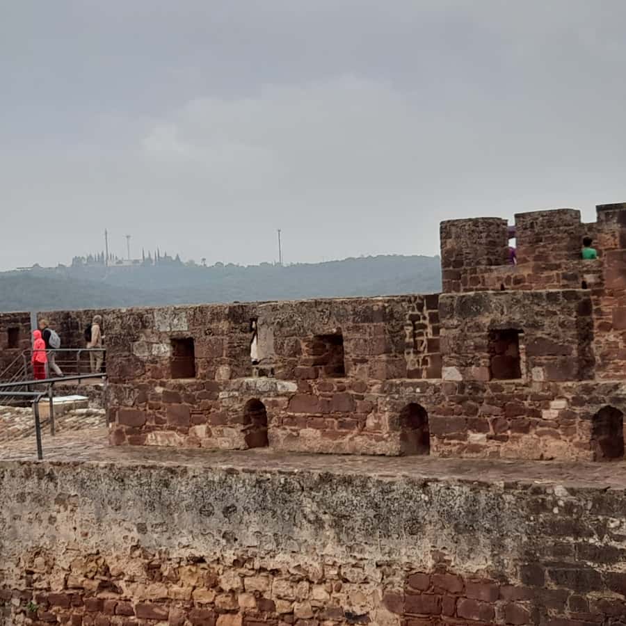 Colagem de mídia