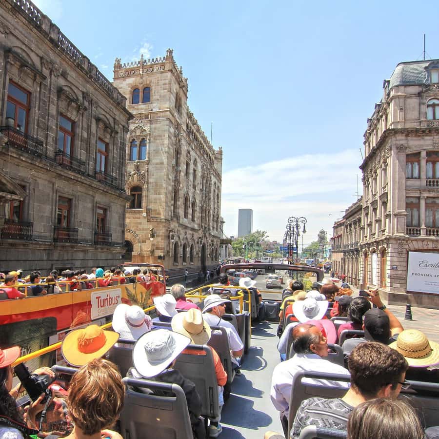 Colagem de mídia