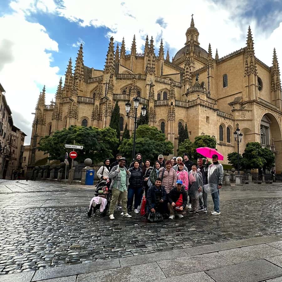 Colagem de mídia