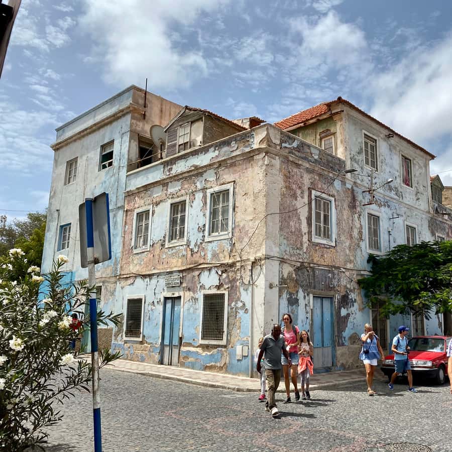 Colagem de mídia