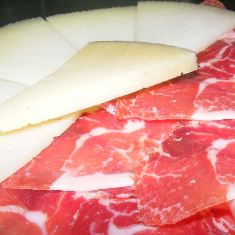Colagem de mídia