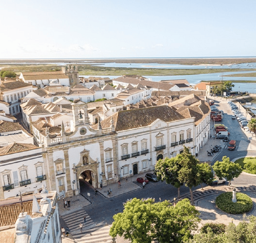 Colagem de mídia