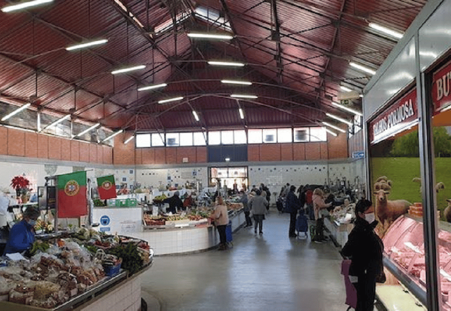 Colagem de mídia
