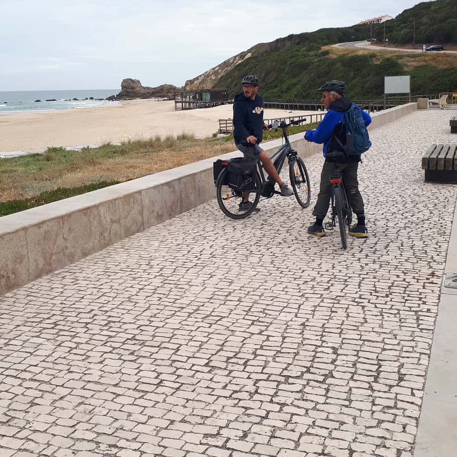 Colagem de mídia