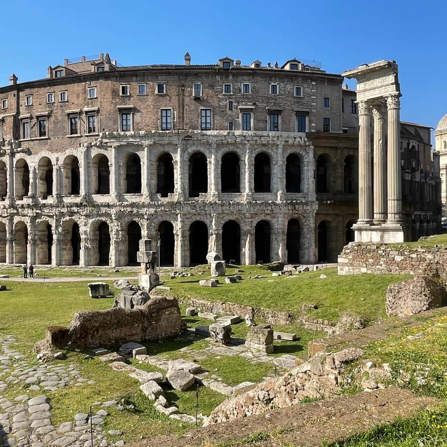 Roma: Visita guiada privada de 1 día por lo más destacado de la ciudad y el  Coliseo | GetYourGuide, image size:900x900