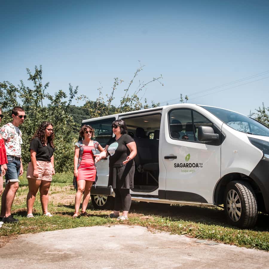 Colagem de mídia