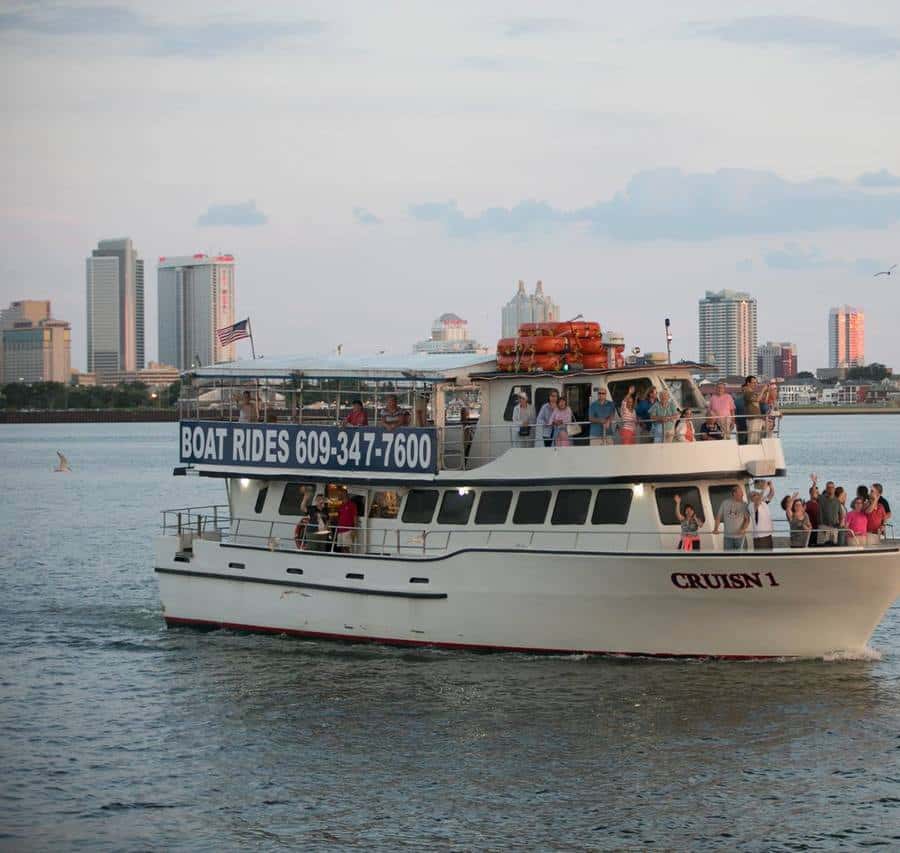 Atlantic City: Sunset Party Cruise with DJ