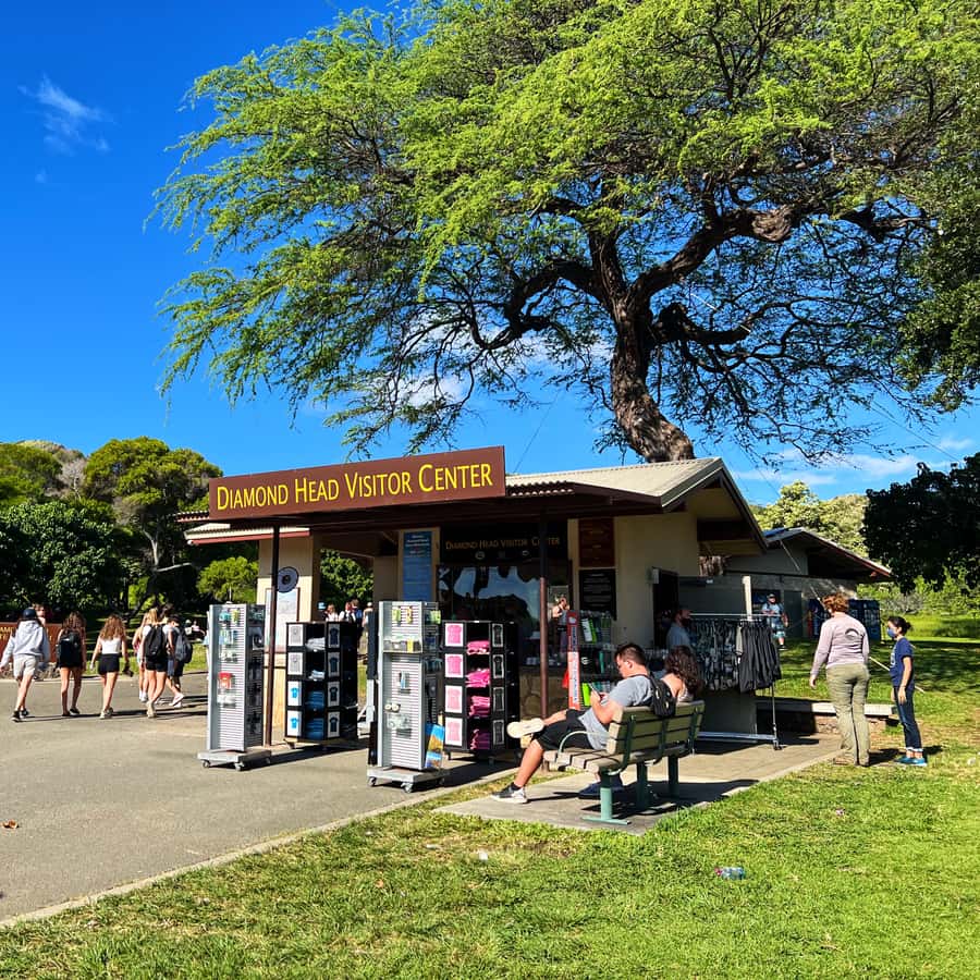 Oahu: Diamond Head Crater Trailhead Transfer Entry Fee