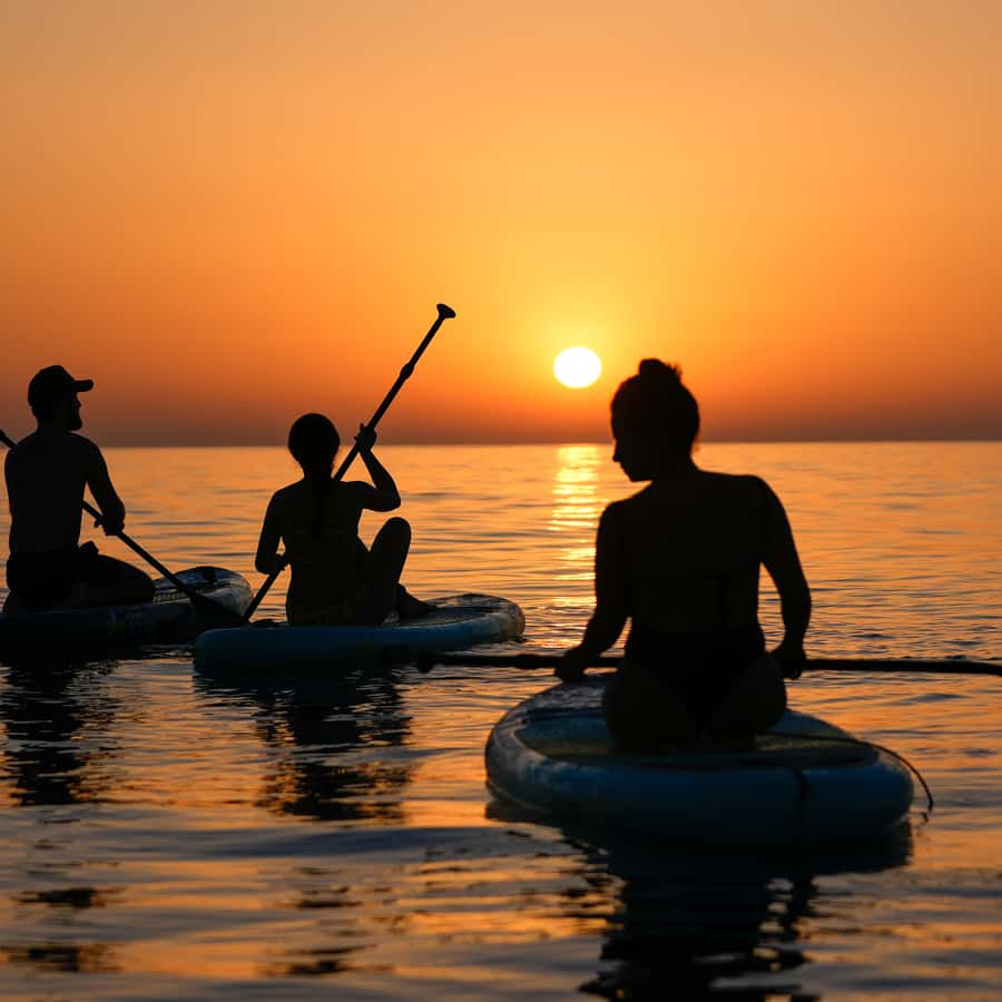 Barcelona: Sunrise Paddleboarding with Instructor and Photos