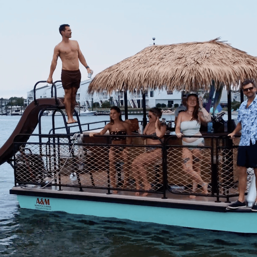 Destin: Tiki Pub Crab Island Sandbar Cruise with Waterslide