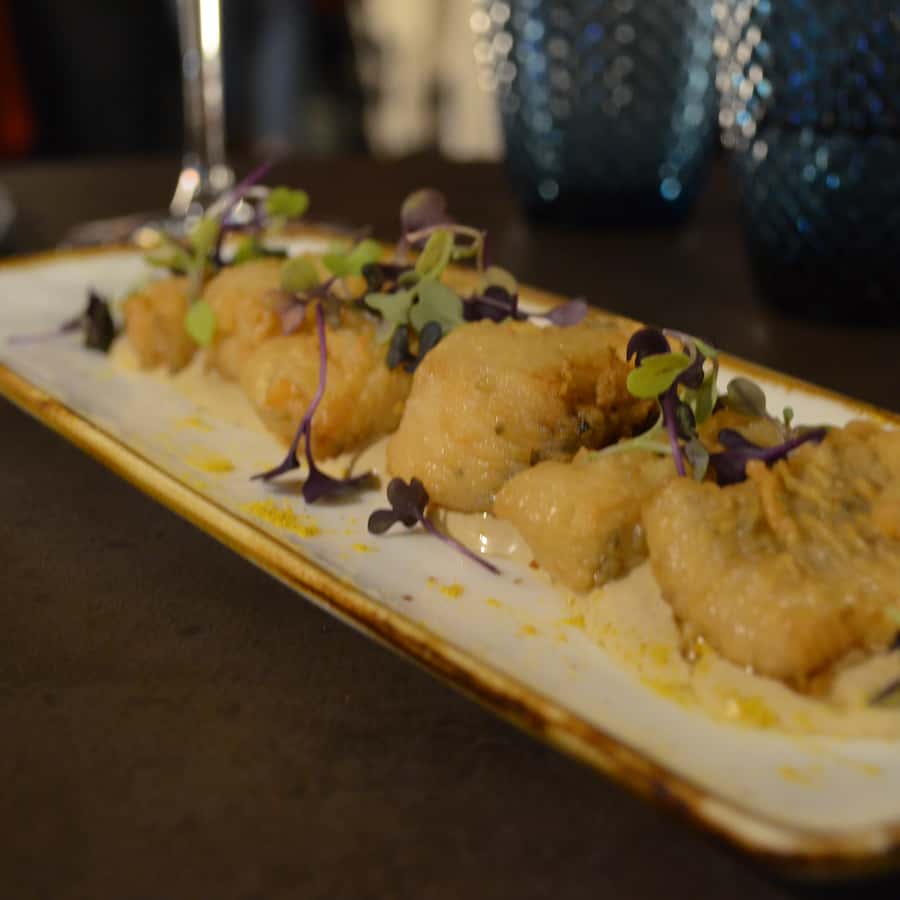 Seville: Flamenco Show & Roof Dinner with Cathedral Views