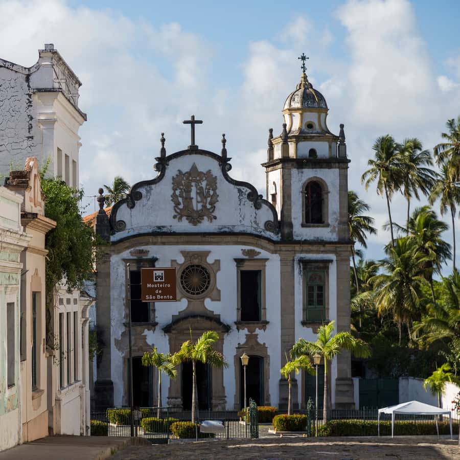 Colagem de mídia
