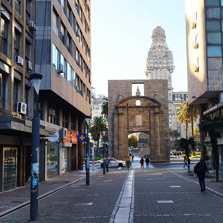 Colagem de mídia