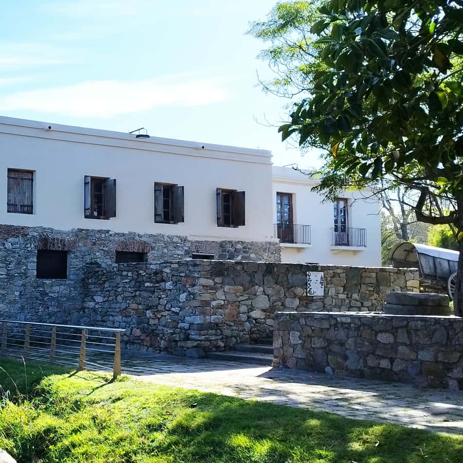Colagem de mídia