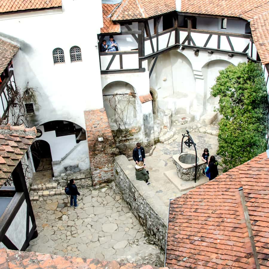 Colagem de mídia