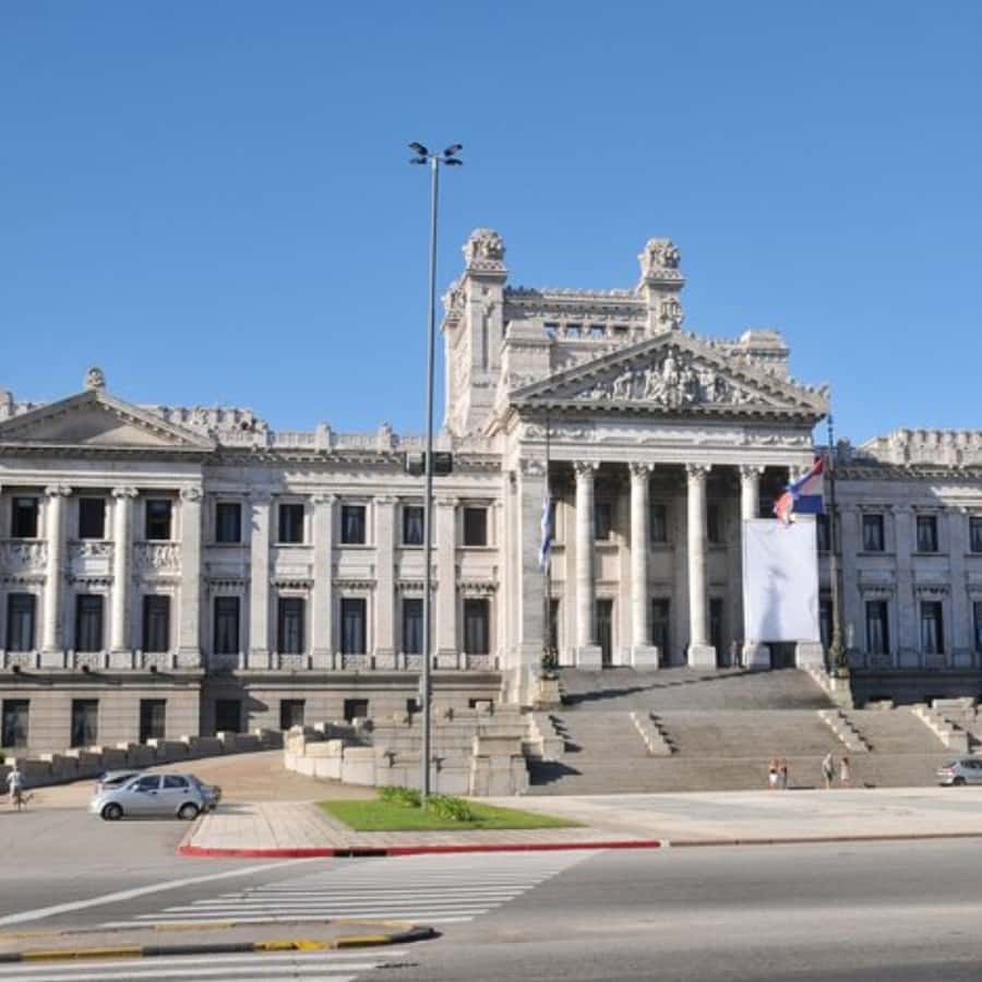 Colagem de mídia