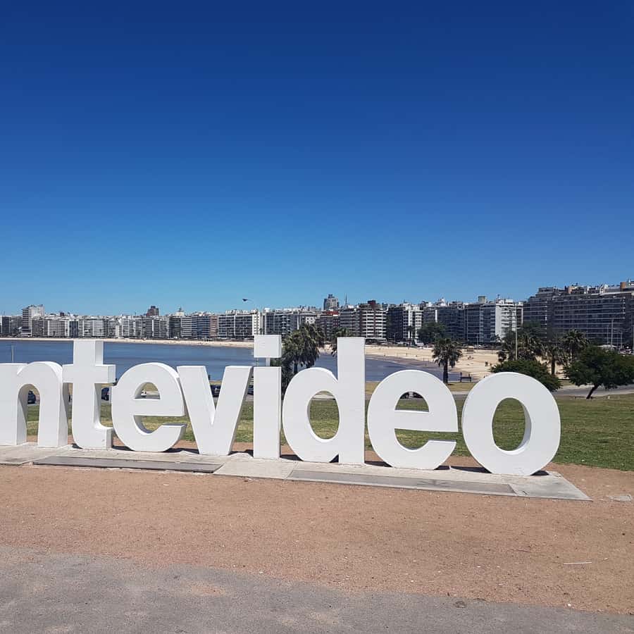 Colagem de mídia