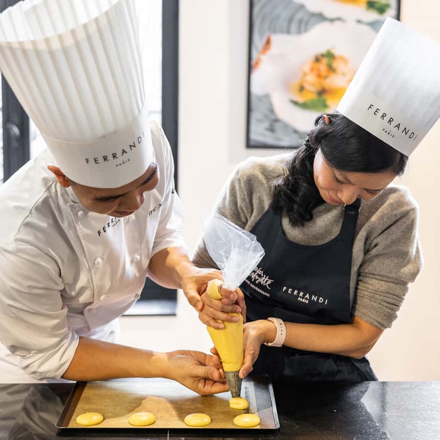 Paris: Pastry Class with Ferrandi Chef at Galeries Lafayette