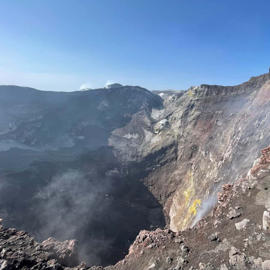 Piano Provenzana: Mount Etna Hiking Trip to 3,380 Meters