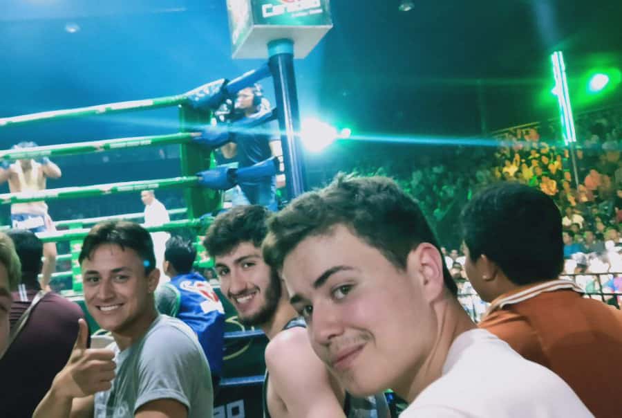Colagem de mídia