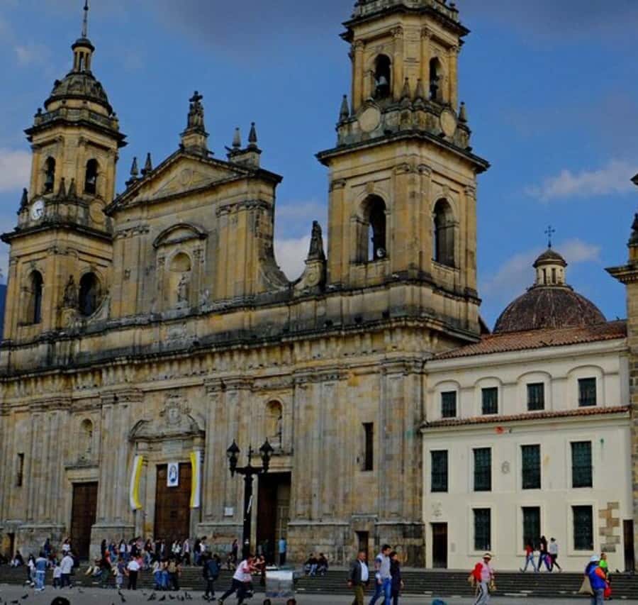 Colagem de mídia