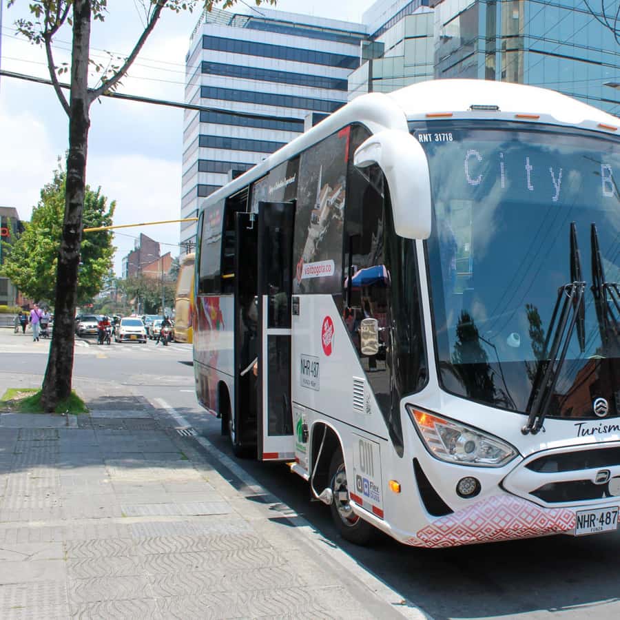 Colagem de mídia