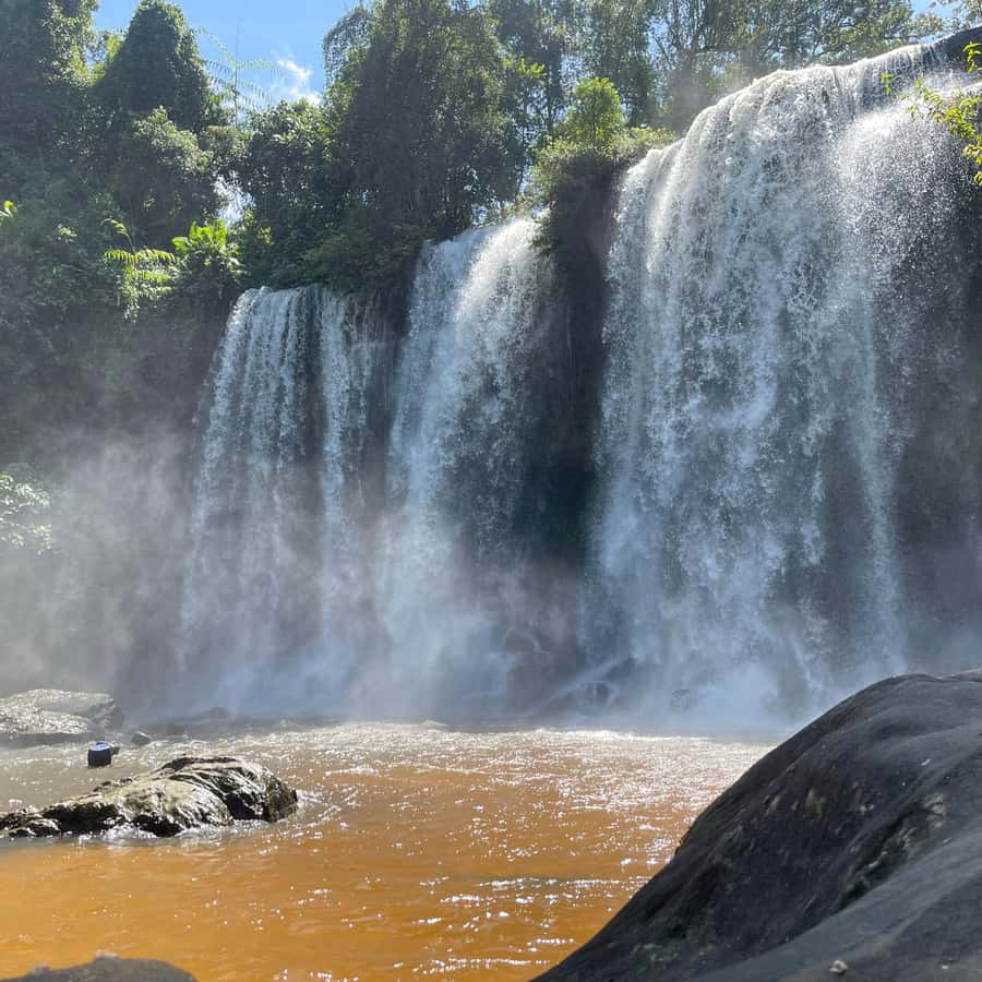Colagem de mídia