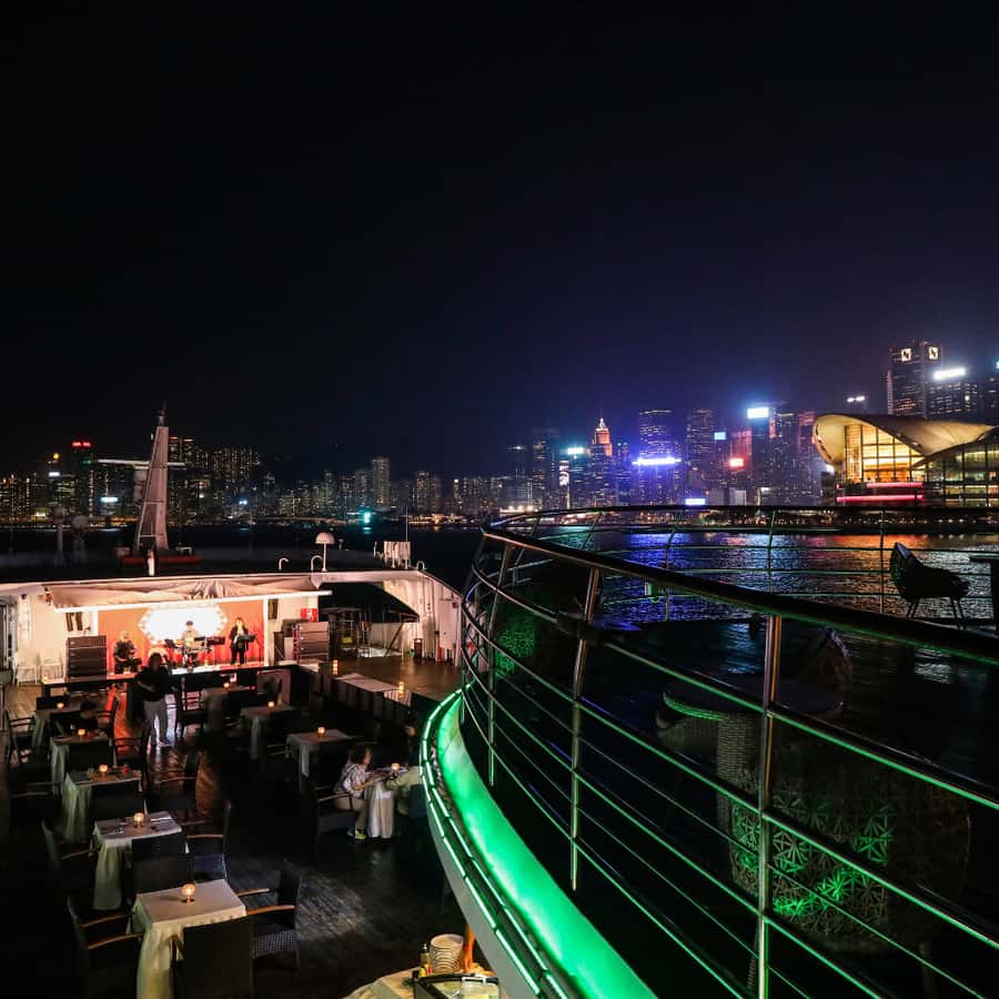 Hong Kong: Oriental Pearl Habour Cruise Luxury Sightseeing