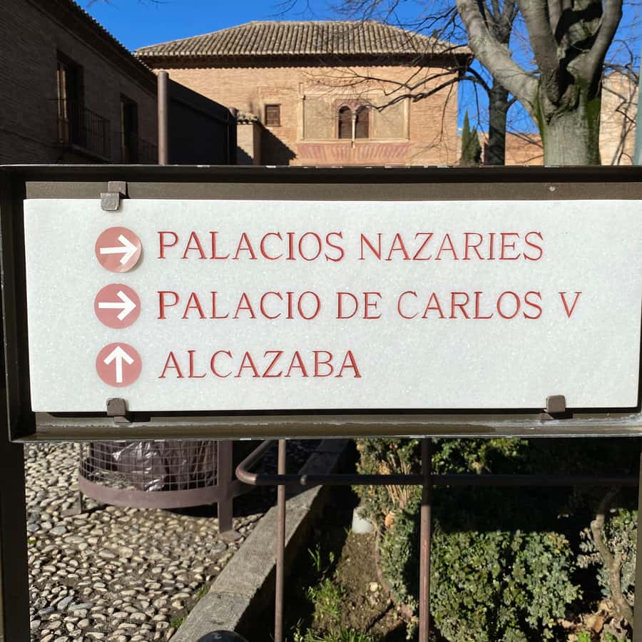 Colagem de mídia