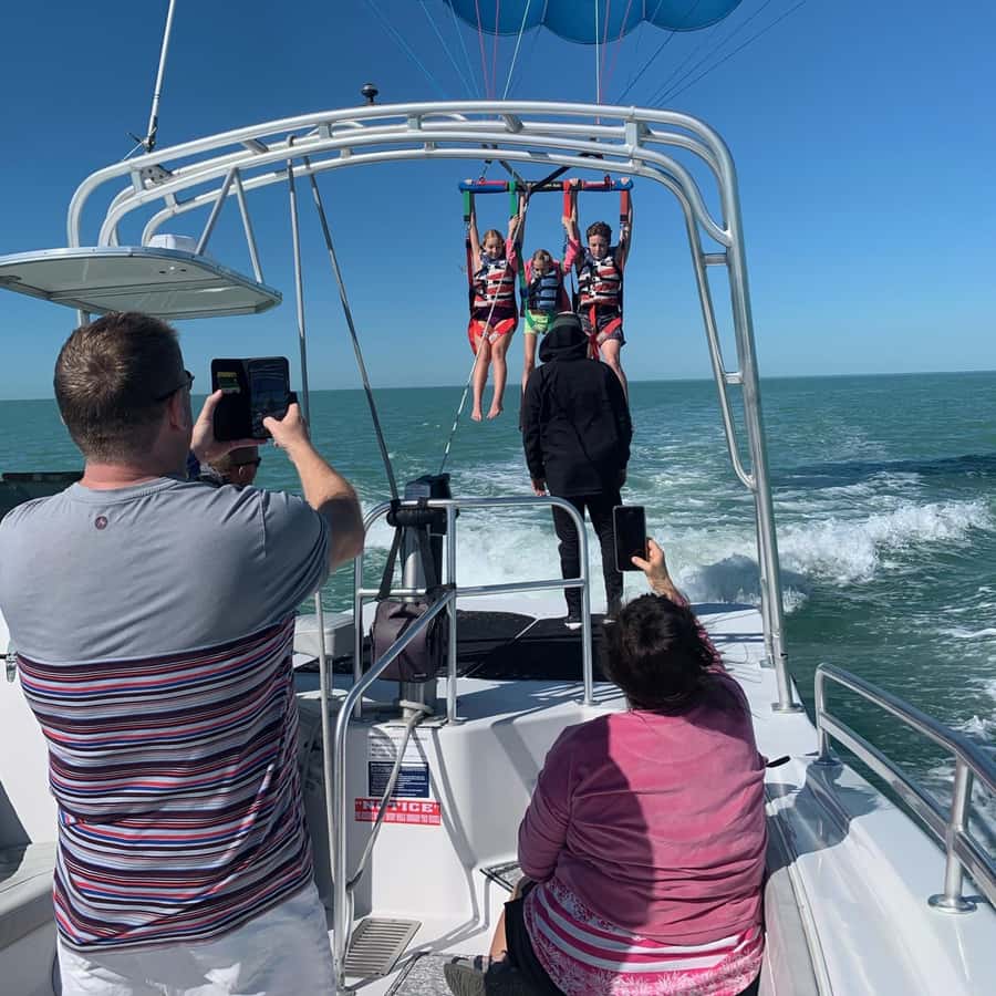 Clearwater Beach: Chute Em Up Parasailing Adventure