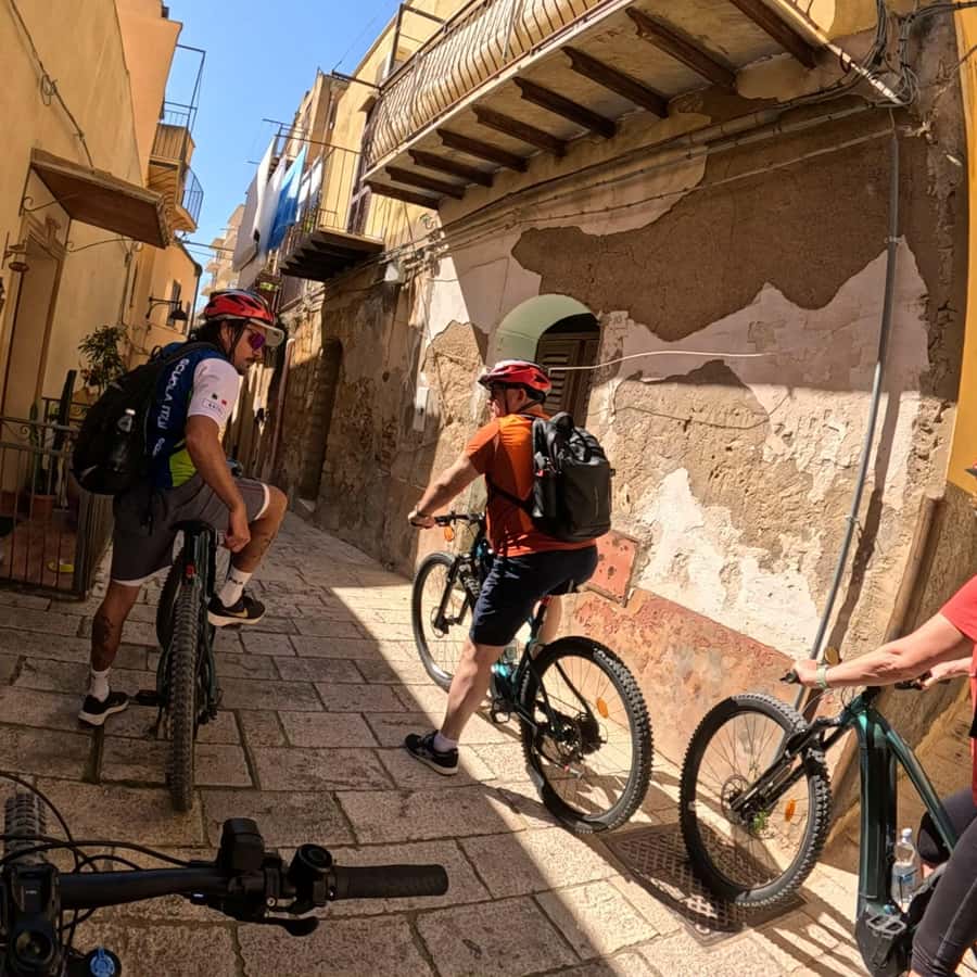 Agrigento Tour Enogastronomico In Bici E-BIKE TOUR AGRIGENTO