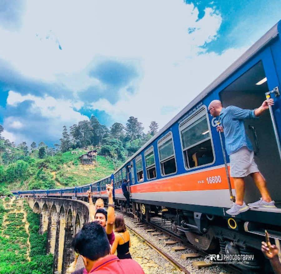 Colagem de mídia