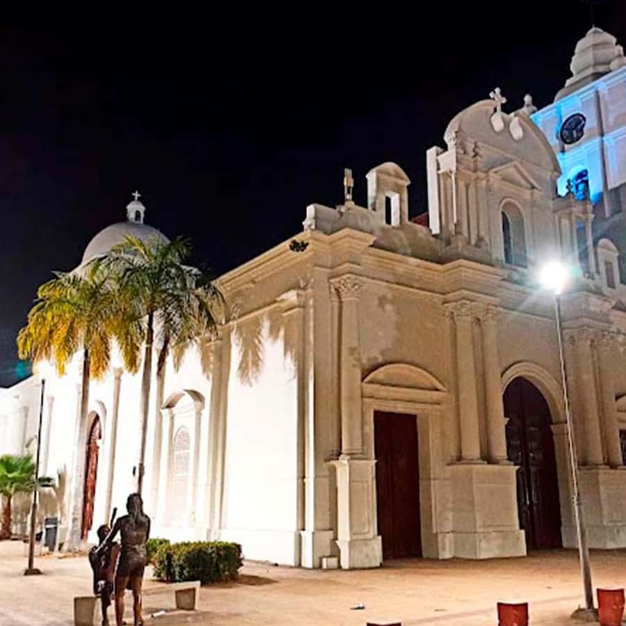 Colagem de mídia