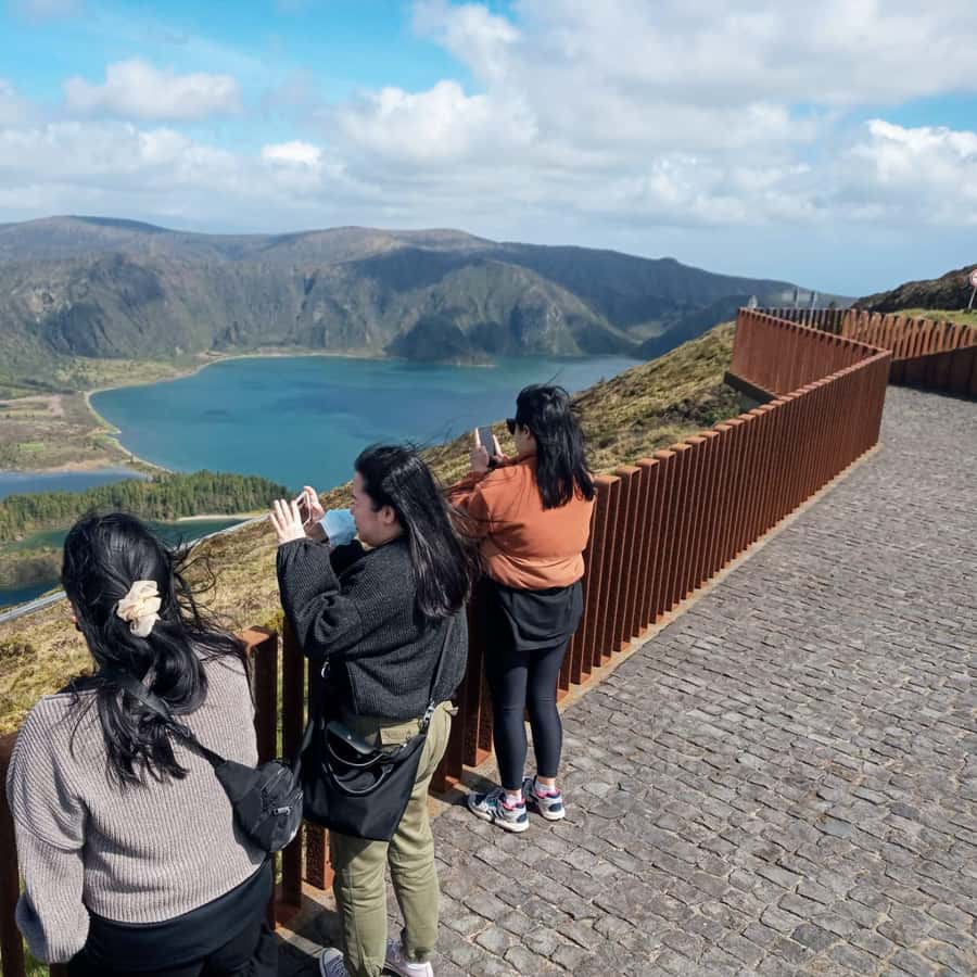 Colagem de mídia